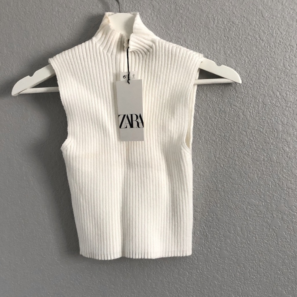 ZARA HIGH NECK CROP KNIT TOP